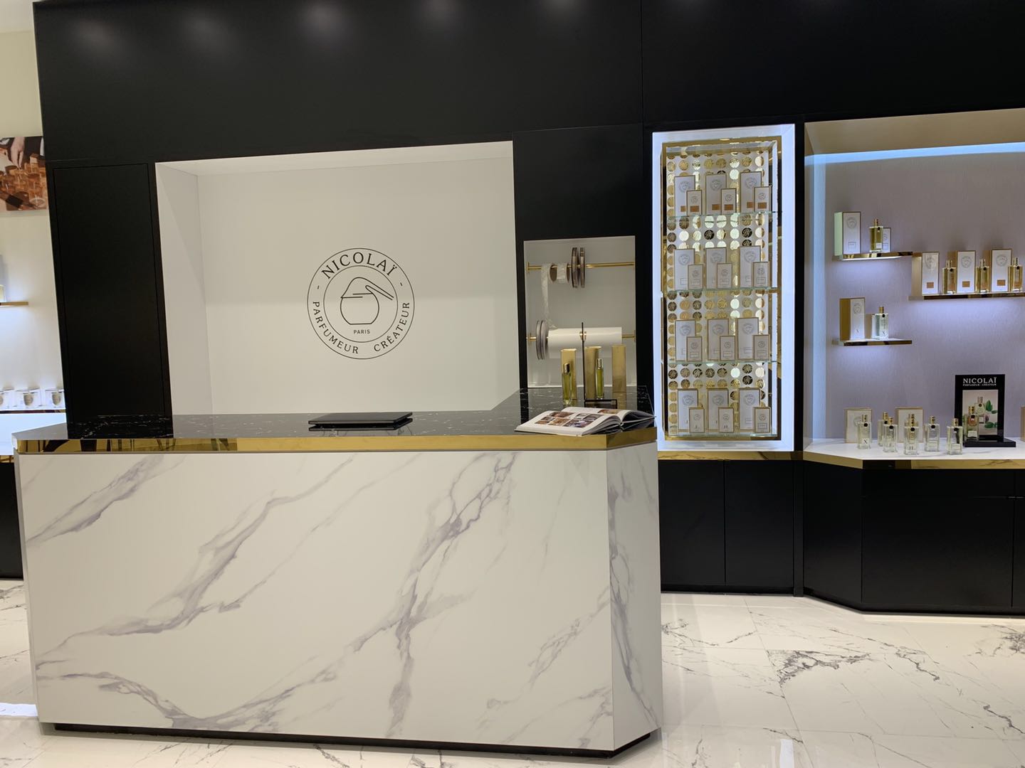 Salon Nicolai Parfumeur w Szanghaju